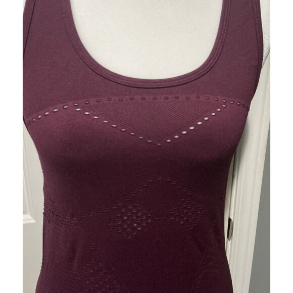 Gymshark Tank Top Seamless Athletic Racerback Cutout Workout Gym Women’s Small - Picture 4 of 9